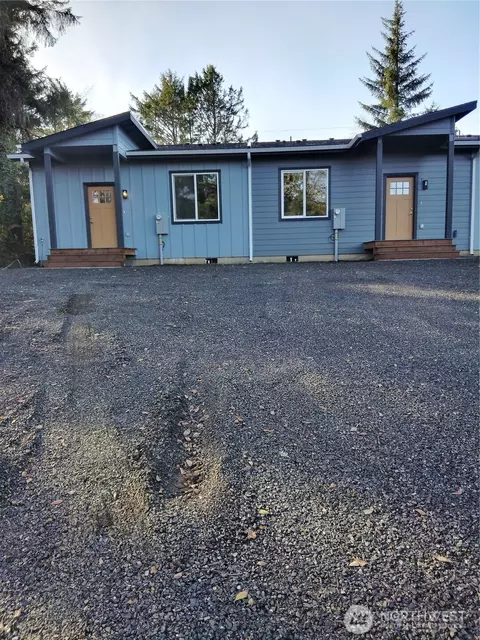 659 B Sunset Ave NE, Ocean Shores, WA 98569