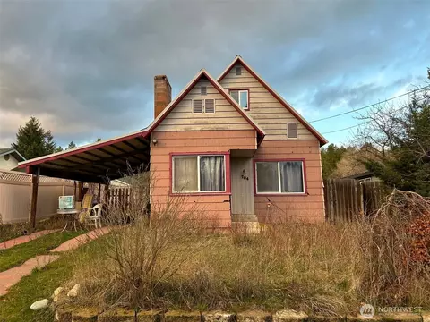 704 W 5th St, Cle Elum, WA 98922