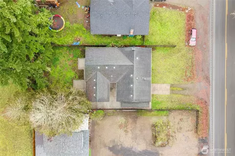 18420 Albany St SW, Rochester, WA 98579