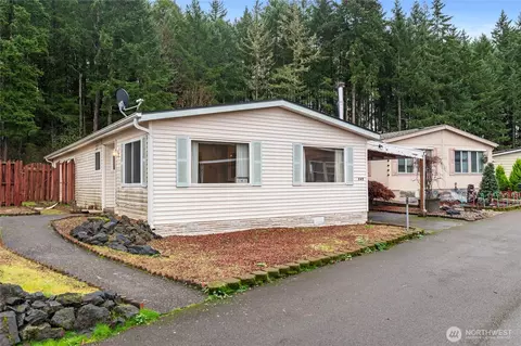 145 Sereno Circle Dr, Bremerton, WA 98312