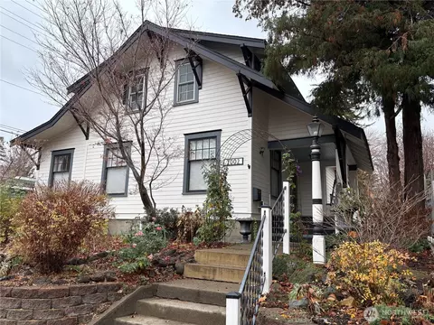 1002 N C St, Ellensburg, WA 98926
