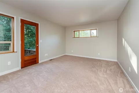 Bedroom - 62 Pierson Ln, Sequim, WA 98382 photo 2 of 3