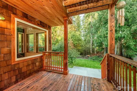 Exterior - 62 Pierson Ln, Sequim, WA 98382 photo 6 of 10