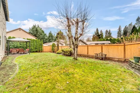 Exterior - 21206 37th Ave SE, Bothell, WA 98021 photo 3 of 4