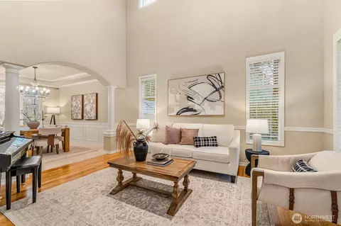 Living - 21206 37th Ave SE, Bothell, WA 98021 photo 1 of 2