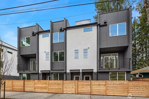 18015 2nd Ave NE #A, Shoreline, WA 98155