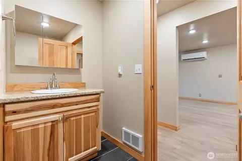 Bath - 1110 Riverside Ave, Twisp, WA 98856 photo 3 of 3