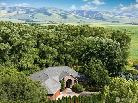1629 Wheatcrest Rd, Walla Walla, WA 99362