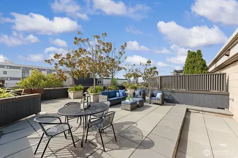 745 Bellevue Ave E #401, Seattle, WA 98102