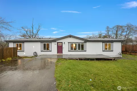 954 Garfield Ave, Blaine, WA 98230