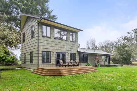 4525 Eighth St, Tokeland, WA 98590