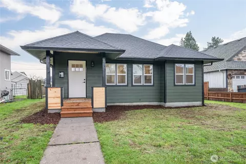 450 16th Ave, Longview, WA 98632