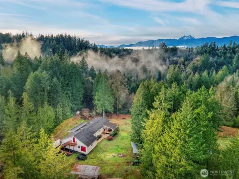 6551 Stone Farm Ln NW, Seabeck, WA 98380