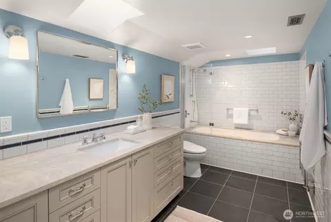 Bath - 914 22nd Ave E, Seattle, WA 98112 photo 6 of 6