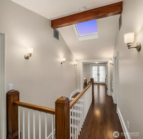 Entry Way - 914 22nd Ave E, Seattle, WA 98112 photo 2 of 4