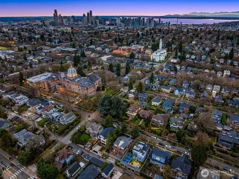 View/Area - 914 22nd Ave E, Seattle, WA 98112 photo 5 of 5