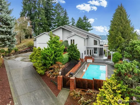 2432 T St NW, Auburn, WA 98001