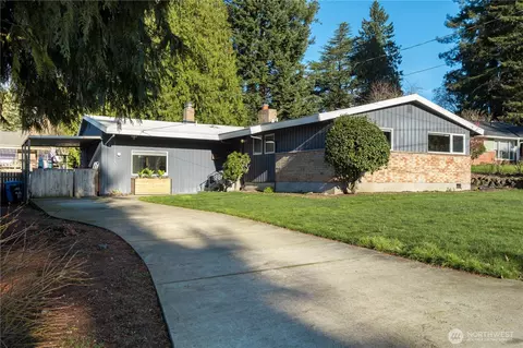 310 NE 161st St, Shoreline, WA 98155