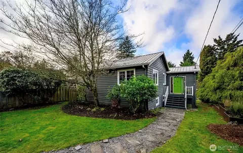 11523 40th Ave NE, Seattle, WA 98125