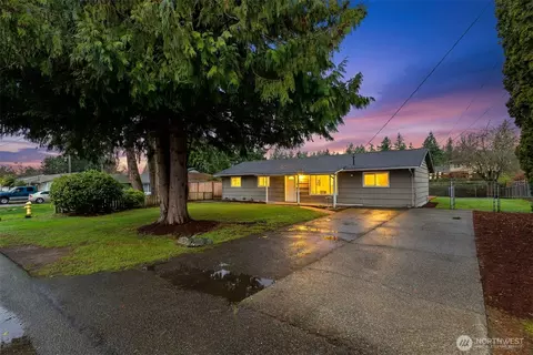 3718 NE 22nd Pl, Renton, WA 98056