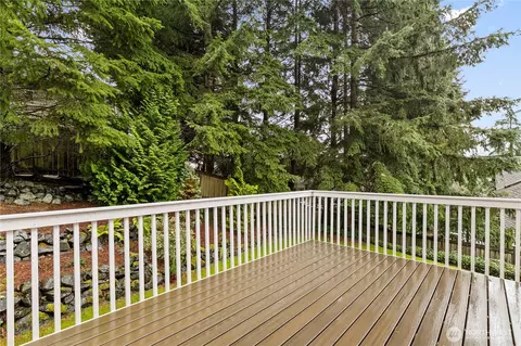 Exterior - 10311 NE 156th Pl, Bothell, WA 98011 photo 3 of 8