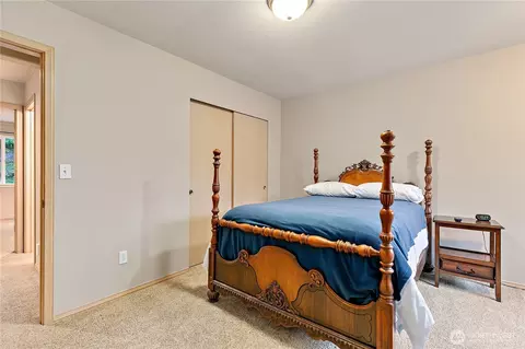 Bedroom - 10311 NE 156th Pl, Bothell, WA 98011 photo 3 of 3