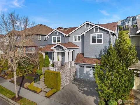 1512 24th Ave NE, Issaquah, WA 98029