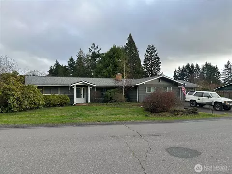 3807 NE Pinecone Dr, Bremerton, WA 98310