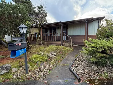 202 Ho Hum Ln, Aberdeen, WA 98520