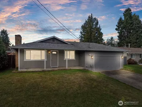16625 126th Ave SE, Renton, WA 98058