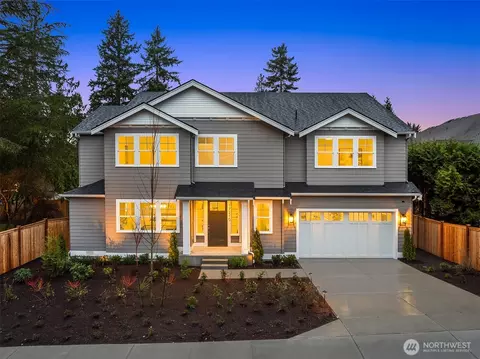 17210 NE 95th St, Redmond, WA 98052