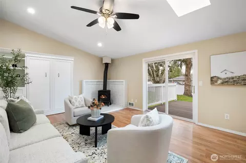 Living - 23328 19th Dr SE, Bothell, WA 98021 photo 4 of 5