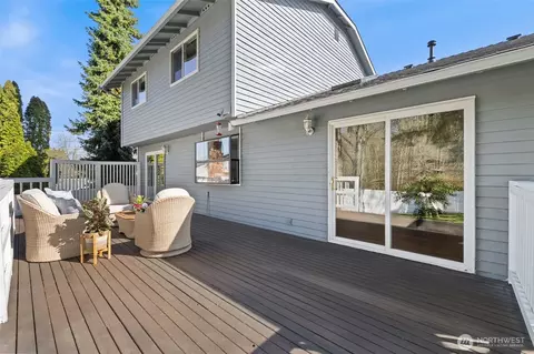 Exterior - 23328 19th Dr SE, Bothell, WA 98021 photo 3 of 4