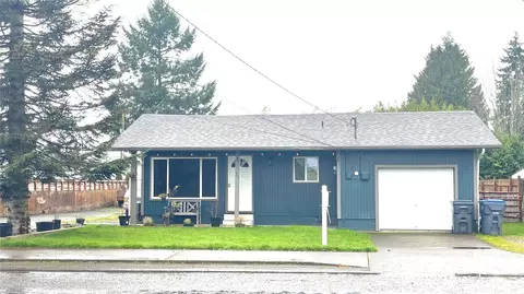 409 N 11th St, Elma, WA 98541