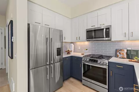 Kitchen - 71 Pine St #212, Edmonds, WA 98020 photo 4 of 5