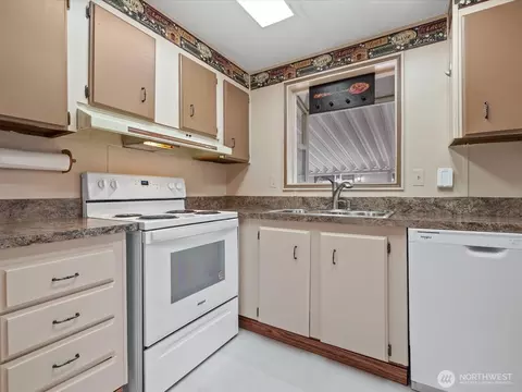 620 112th St SE #207, Everett, WA 98208 photo 21