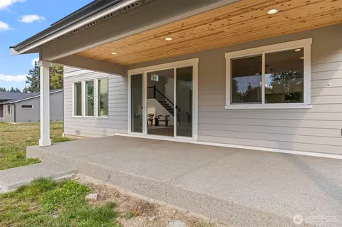 1624 Lockridge Loop E, Enumclaw, WA 98022 photo 37