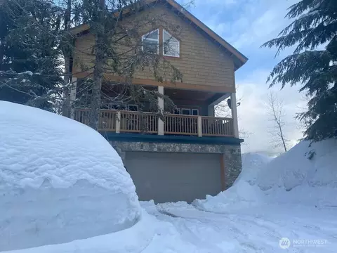 141 Kearny Dr, Snoqualmie Pass, WA 98068