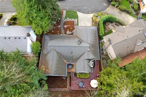 1820 175th Pl NE, Bellevue, WA 98008