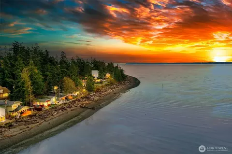 534 Sundin Dr, Camano Island, WA 98282