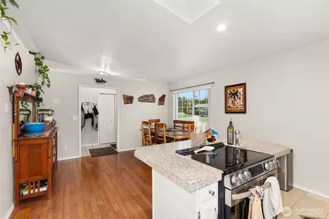 Other - 888 King Rd, Winlock, WA 98596 photo 3 of 10