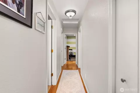 Entry Way - 888 King Rd, Winlock, WA 98596 photo 3 of 3