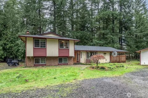 4028 107th Ave SW, Olympia, WA 98512