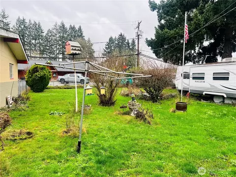 Exterior - 111 Varner Ave SE, Orting, WA 98360 photo 2 of 5