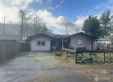 15904 Gold Bar Dr, Gold Bar, WA 98251
