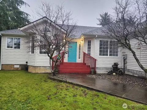 723 Trinity Ct SE, Ocean Shores, WA 98569