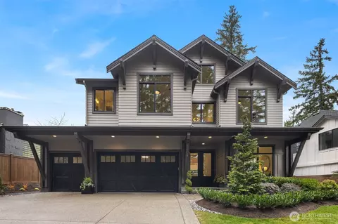 8209 134th Ave NE, Redmond, WA 98052