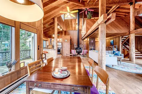 Dining - 301 Discovery Way, Sequim, WA 98382 photo 3 of 3