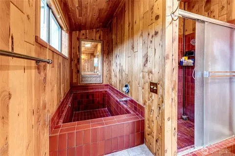 Bath - 301 Discovery Way, Sequim, WA 98382 photo 5 of 5
