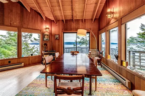 Dining - 301 Discovery Way, Sequim, WA 98382 photo 1 of 3